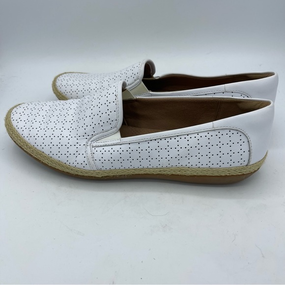 clarks danelly slip on